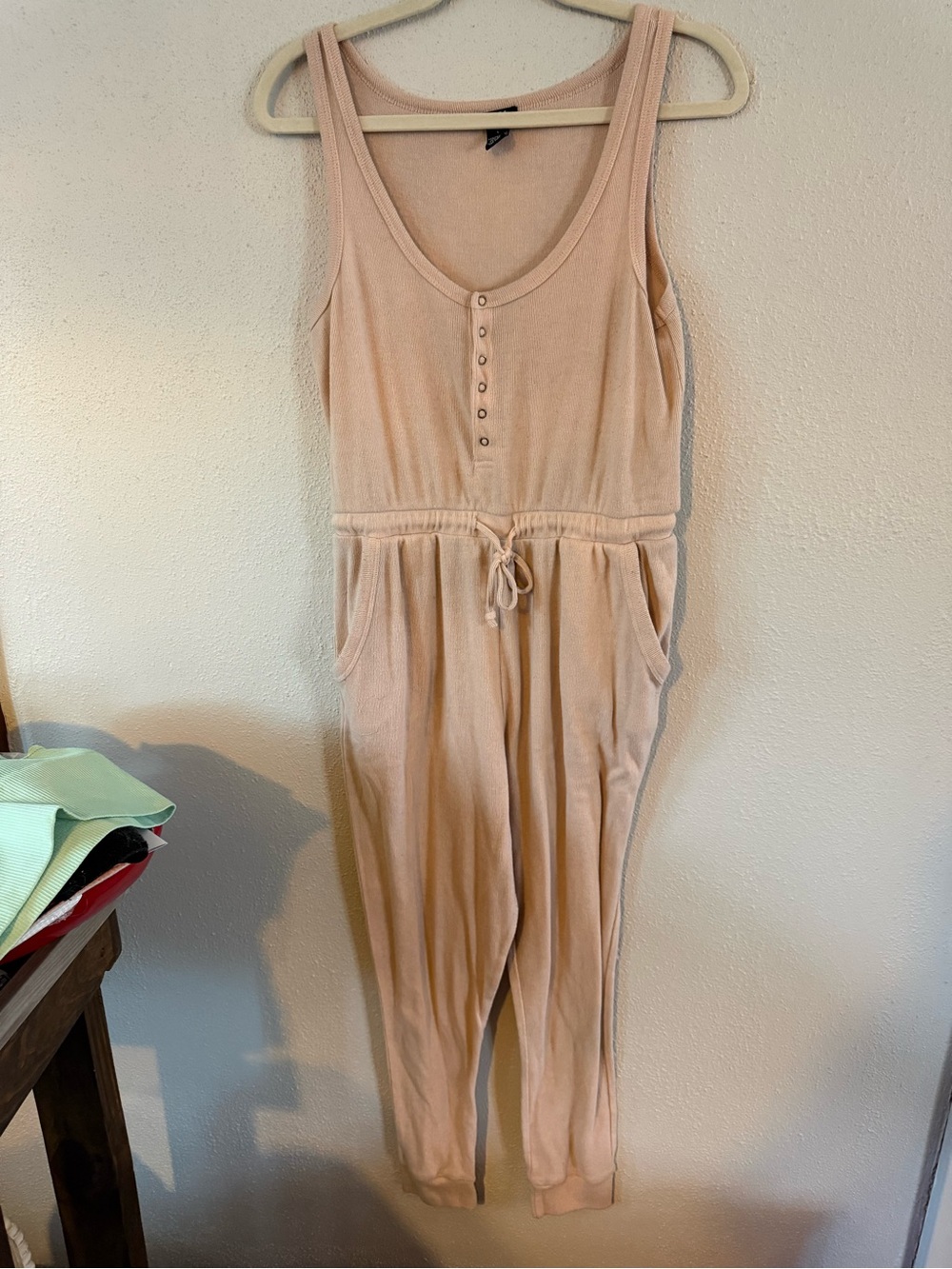 (L) Rue 21 Sleeveless Button-Front Jumpsuit in Blush Pink